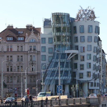 Dancing House - Architecture and Facts